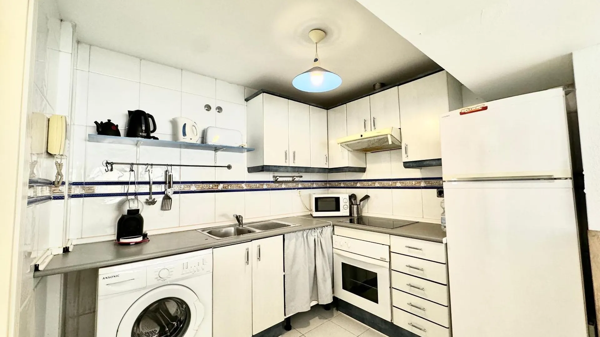 City Center Studio By Eaw Homes Marbella 0*,  Spagna