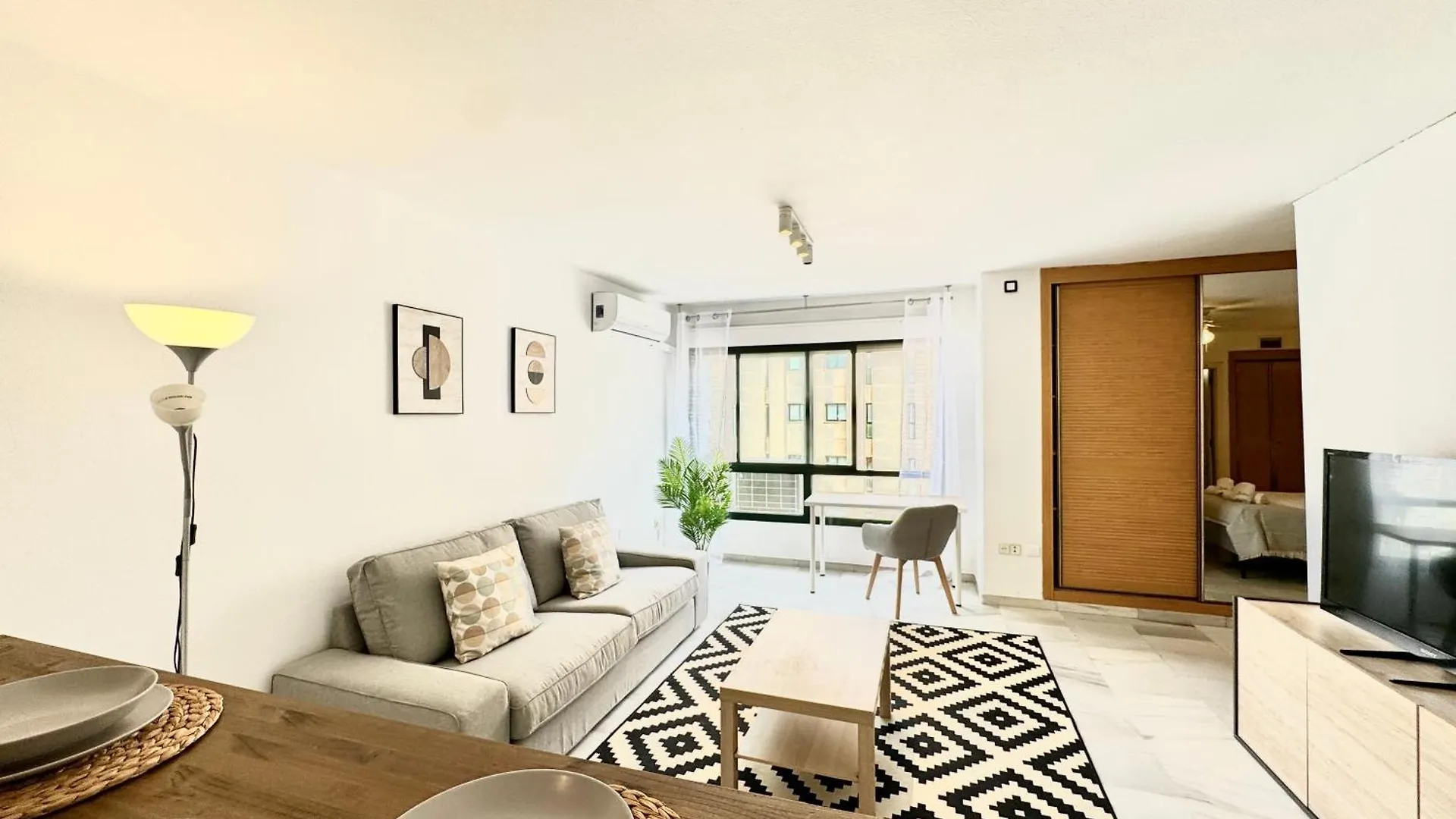 City Center Studio By Eaw Homes Marbella Spagna